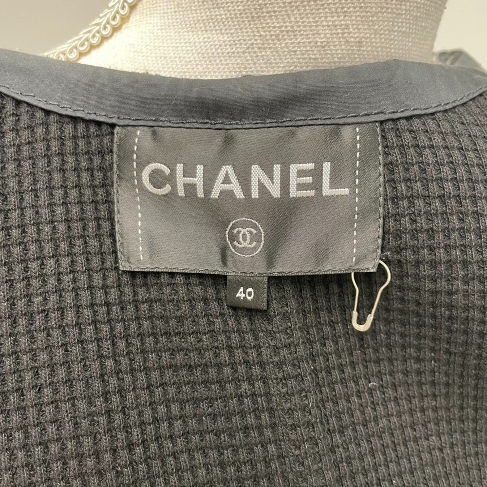 Chanel Waffle Knit Jacket Womens 40 8 Black Button Old Money Luxury Designer - Picture 12 of 16